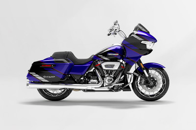 Harley-Davidson CVO Road Glide Side Profile View (Right)
