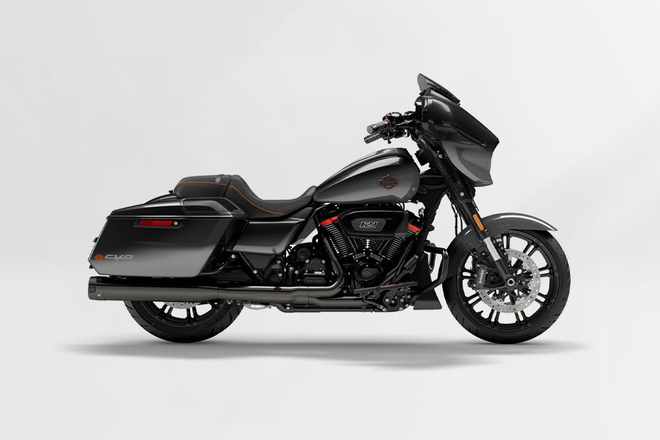 Harley-Davidson CVO Street Glide image 8