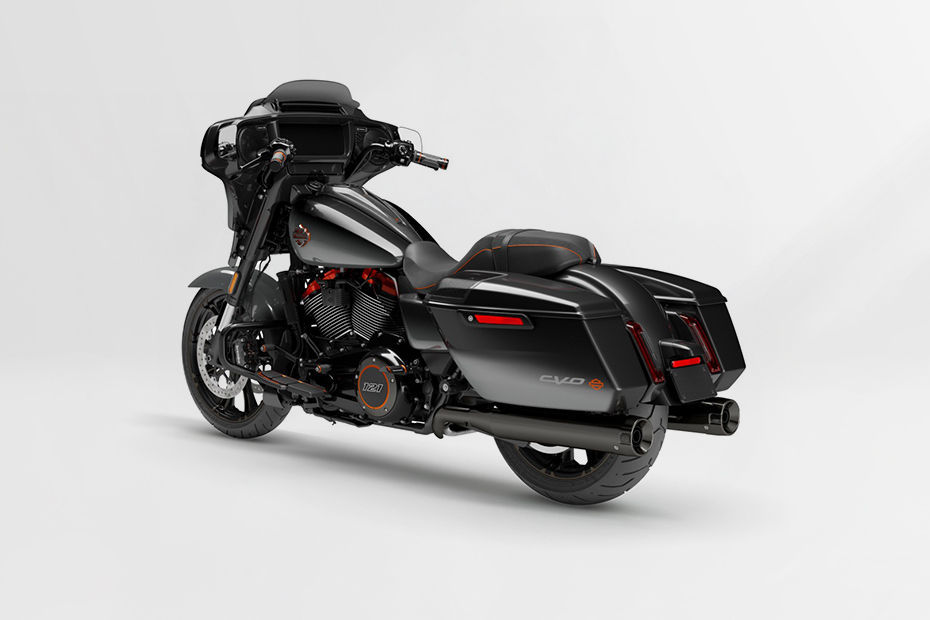 Harley-Davidson CVO Street Glide image 5