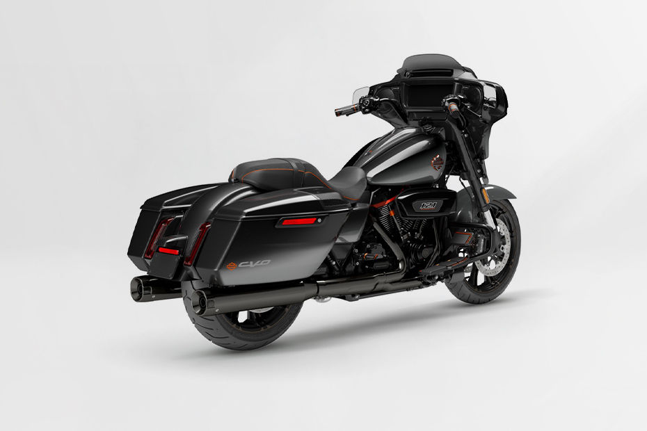 Harley-Davidson CVO Street Glide image 7