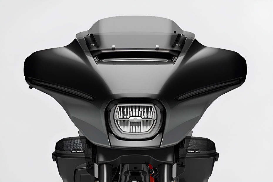 Harley-Davidson CVO Street Glide image 11