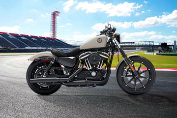 Harley Davidson Iron 883 Right Side View