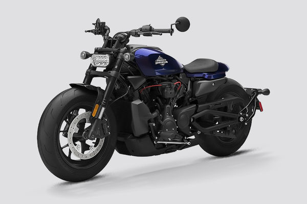 Harley-Davidson Sportster S Front Left Quarter View Harley-Davidson Sportster S Front Left Quarter View