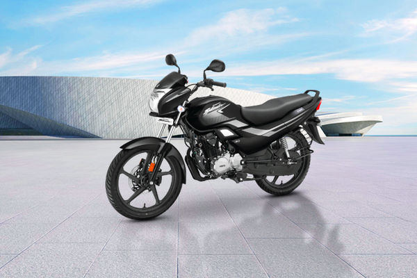 Hero Super Splendor Front Left Quarter View Hero Super Splendor Front Left Quarter View
