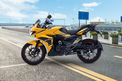 Hero Xtreme 200S 4V Side Profile View (Left) Hero Xtreme 200S 4V Side Profile View (Left)