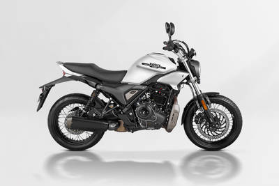 Hero Mavrick 440 दाईं ओर का दृश्य