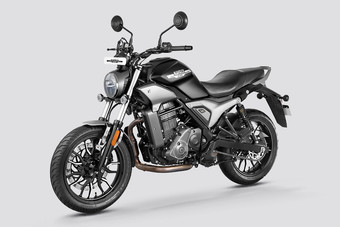 हीरो Mavrick 440 हीरो Mavrick 440