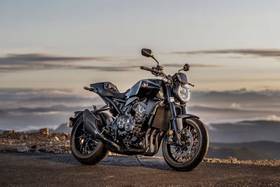 Honda CB1000R Plus BS4 के स्पेसिफिकेशन