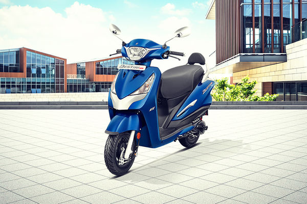 Hero Destini 125 [2018-2024] Front Left Quarter View