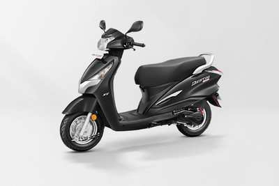 हीरो डेस्टिनी प्राइम Front Left Quarter View