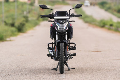 Hero Glamour X 125 Front View Hero Glamour X 125 Front View