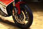 Hero Karizma XMR 250 सामने टायर का दृश्य
