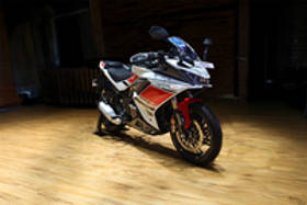Hero Karizma XMR 250 के स्पेसिफिकेशन