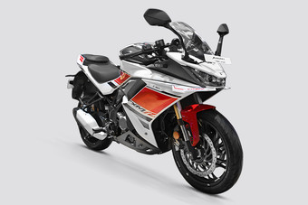 हीरो करिज्मा XMR 250