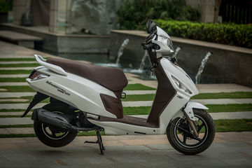 Hero Maestro Edge 125 BS6 Price, Mileage, Images, Colours, Specs ...