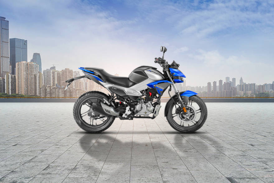 Hero Xtreme 125R दाईं ओर का दृश्य