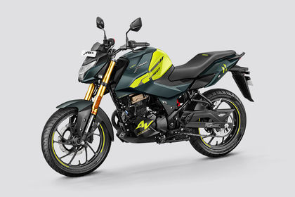 Hero Xtreme 160R 4V Front Left Quarter View Hero Xtreme 160R 4V Front Left Quarter View