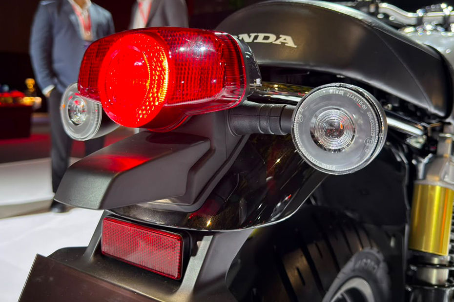 Honda CB 500 image 11