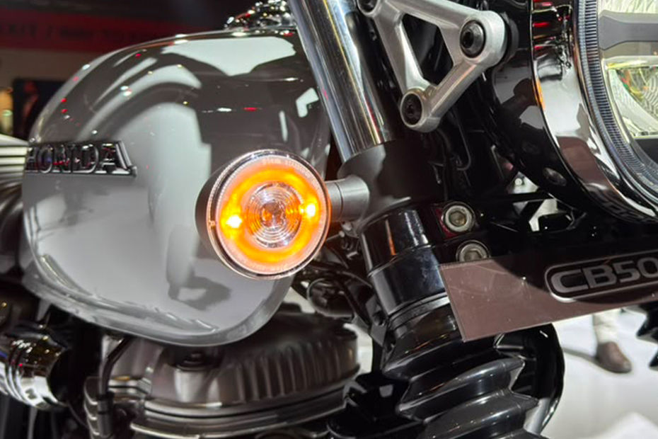 Honda CB 500 image 9