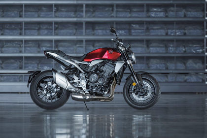 Honda CB1000R Side Profile View (Left) Honda CB1000R Side Profile View (Left)