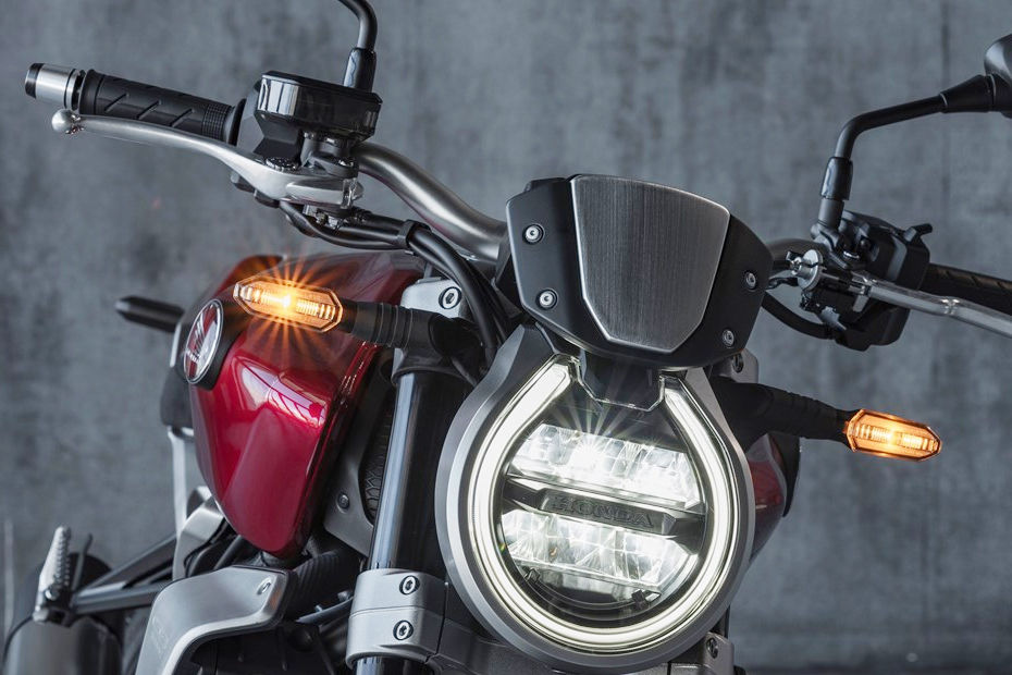 Honda CB1000R image 8