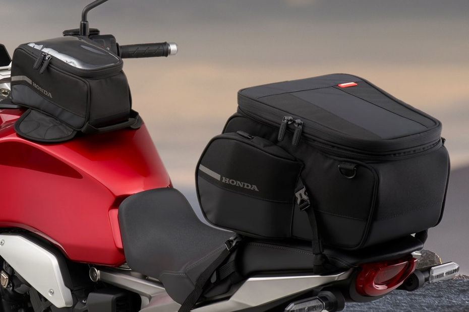 Honda CB1000R image 10