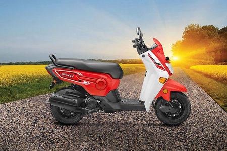 Honda CLIQ Right Side View