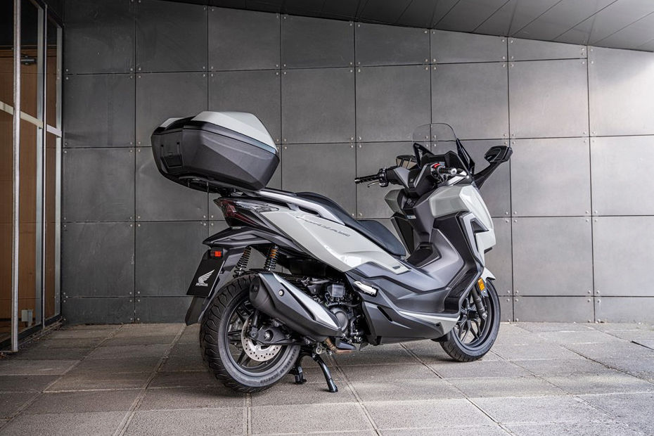 Honda Forza 350 image 4