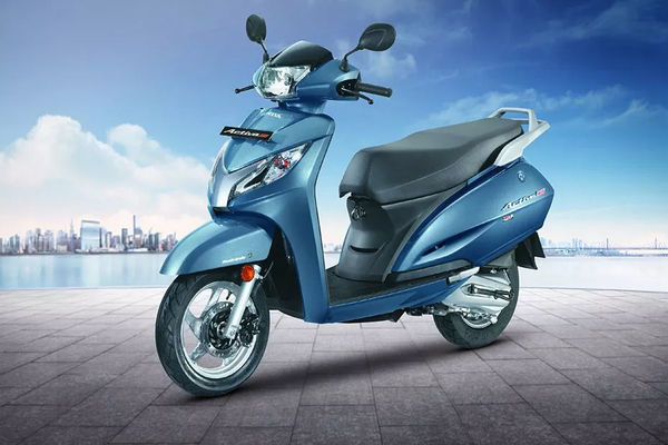 Honda Activa 125 BS4 Front Left Quarter View Honda Activa 125 BS4 Front Left Quarter View