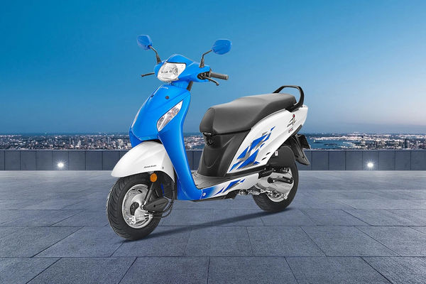 Honda Activa i Front Left Quarter View
