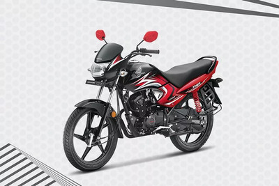 Honda Dream Yuga Front Left Quarter View
