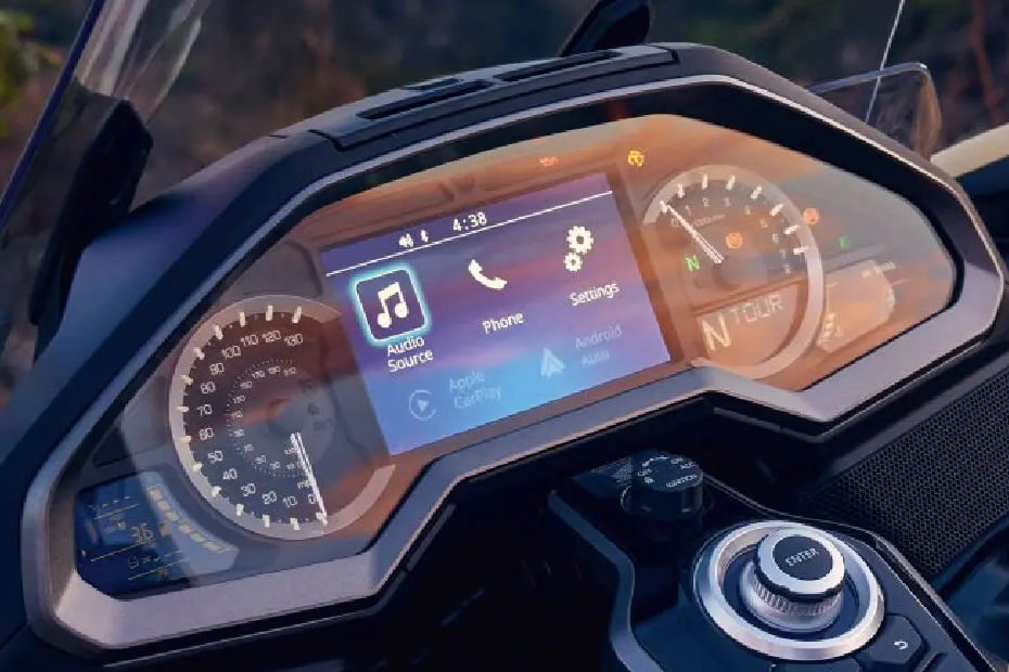 Honda Gold Wing image 10