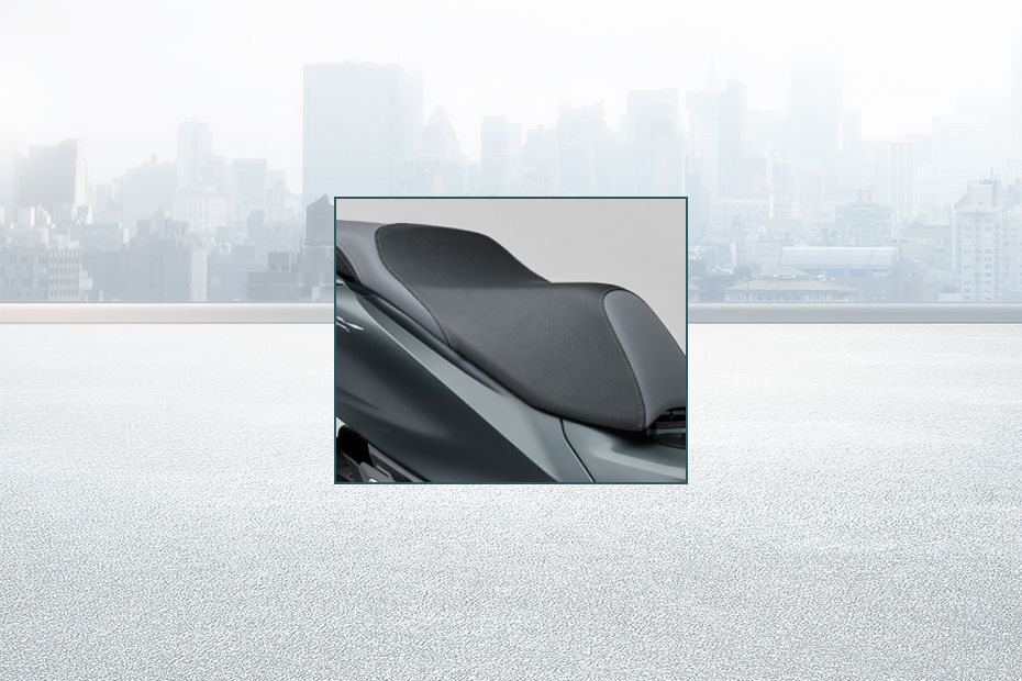 Honda PCX160 image 11