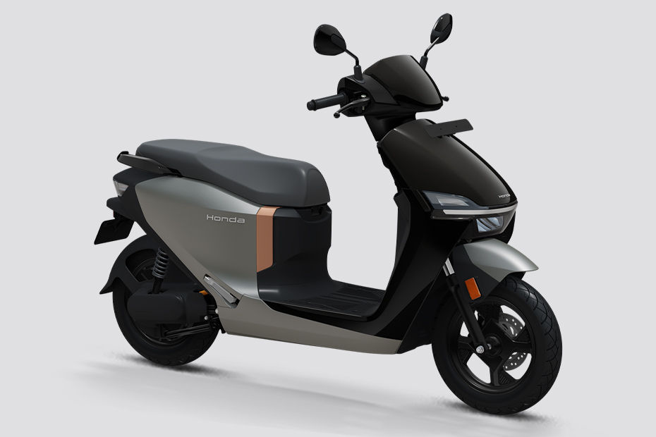 https://cdn.bikedekho.com/processedimages/honda/qc3/source/qc36ab2386fcfc85.jpg