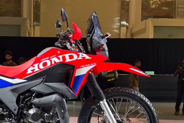 Honda XR 300 Rally Side Fairing Honda XR 300 Rally Side Fairing
