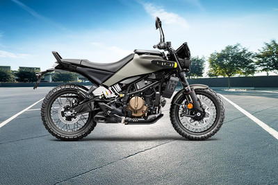 Husqvarna Svartpilen 401 Side Profile View (Right)