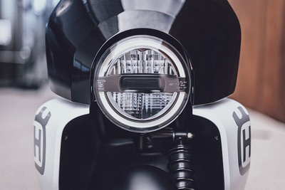 हस्कवर्ना वेक्टोर कॉन्सेप्ट Headlamp