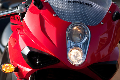 Hyosung GT250R Headlamp