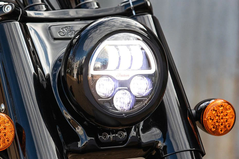 Indian Chief Bobber Dark Horse image 5