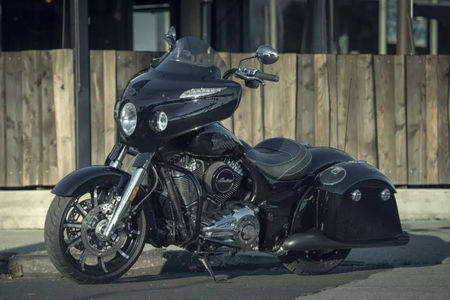 Indian Chieftain Limited Front Left View