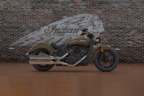 https://cdn.bikedekho.com/processedimages/indian/indian-scout-sixty/640X309/v_indian-scout-sixty-std1530858888.jpg