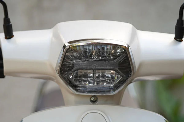 iVOOMi Jeet X Headlamp iVOOMi Jeet X Headlamp