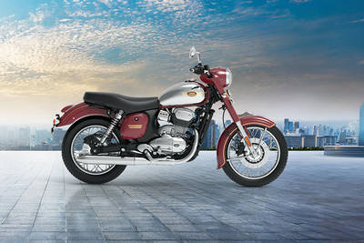 जावा 350 दाईं ओर का दृश्य