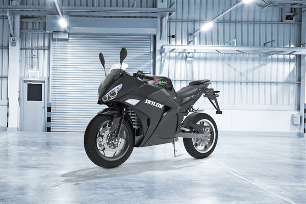 Joy e-bike Skyline Front Left Quarter View Joy e-bike Skyline Front Left Quarter View