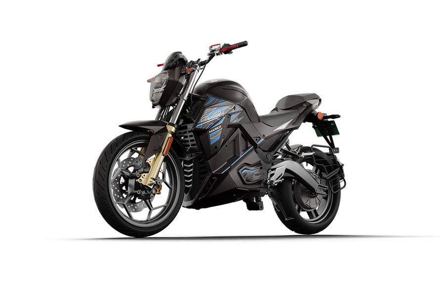 ग्लॉसी ब्लैक