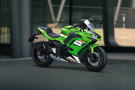 Kawasaki Ninja 650 एसटीडी