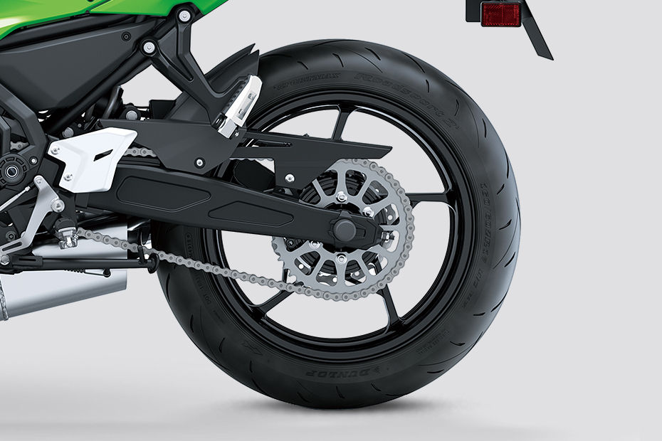 Kawasaki Ninja 650 Price 2026 - Mileage, Colours, Images | BikeDekho