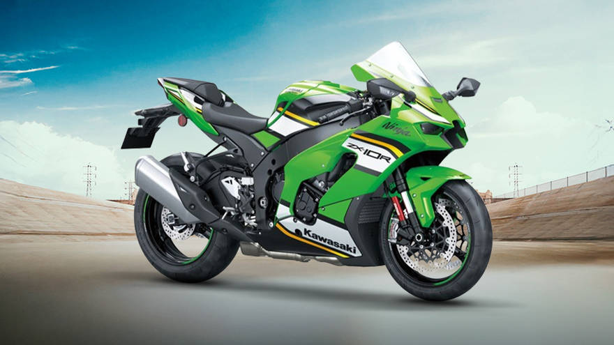 Kawasaki Ninja ZX-10R Front Right View