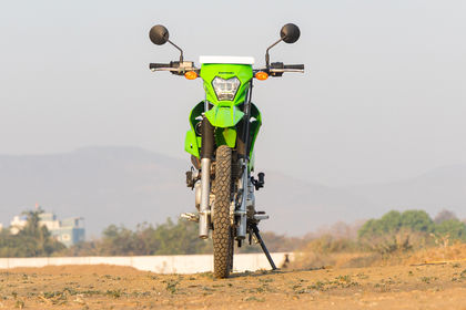 Kawasaki KLX230 Front View