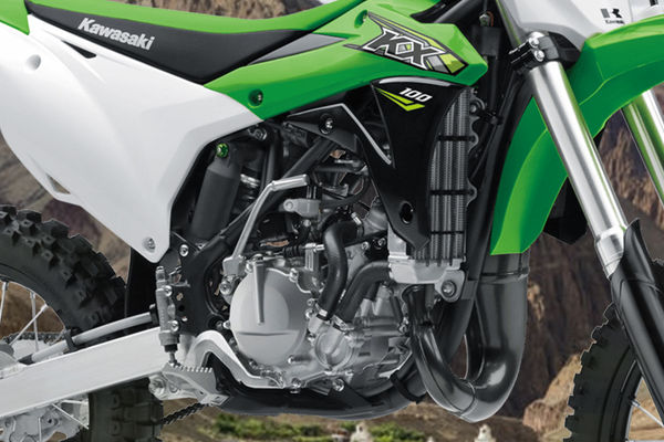 Kawasaki KX 100 Engine (Right)